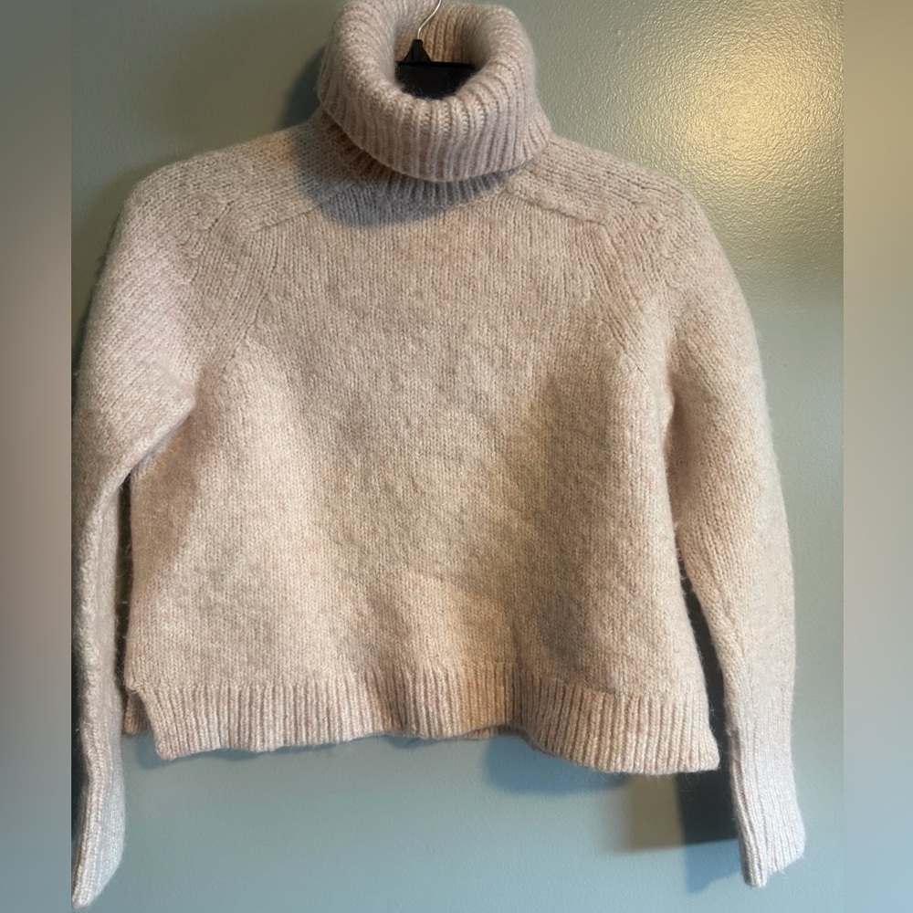 J. Crew Wool blend pink ivory cropped pullover Turtleneck Sweater size large